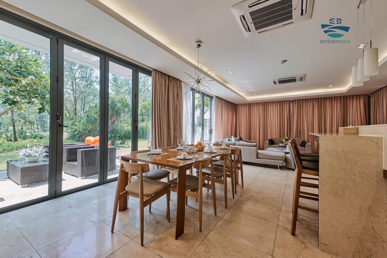 Emblem Sea 4 Bedroom Villas Da Nang Exterior foto