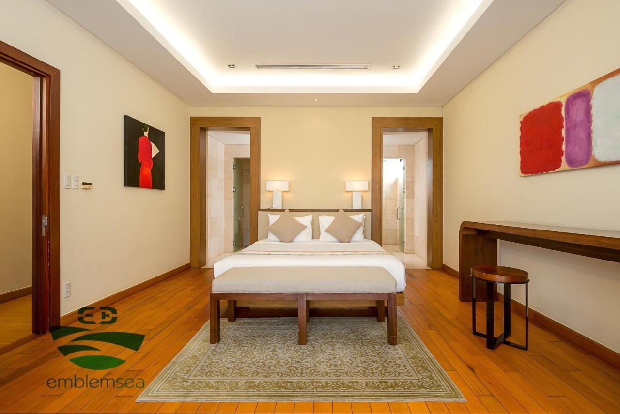 Emblem Sea 4 Bedroom Villas Da Nang Exterior foto
