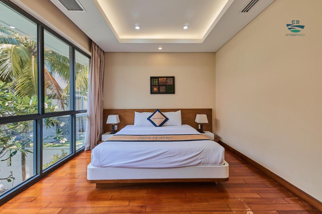 Emblem Sea 4 Bedroom Villas Da Nang Exterior foto